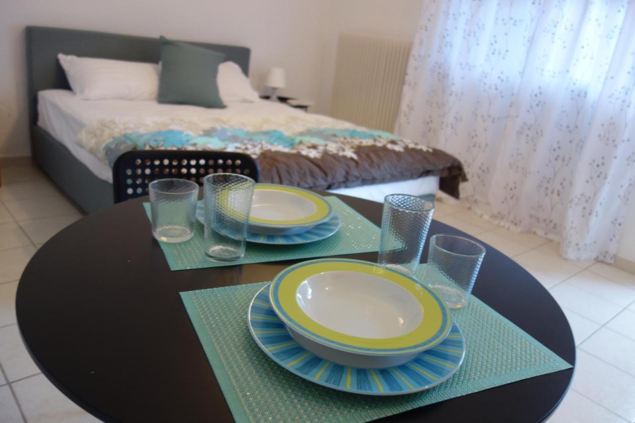 Kiki'S Cosy Apartments Néa Khilí Eksteriør billede